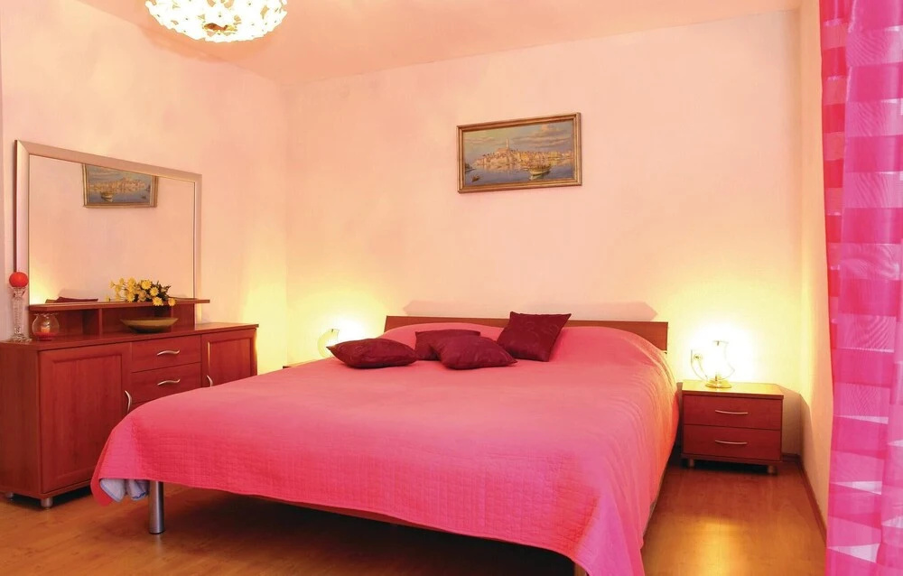 Cozy Home In Kapelica With Wifi
