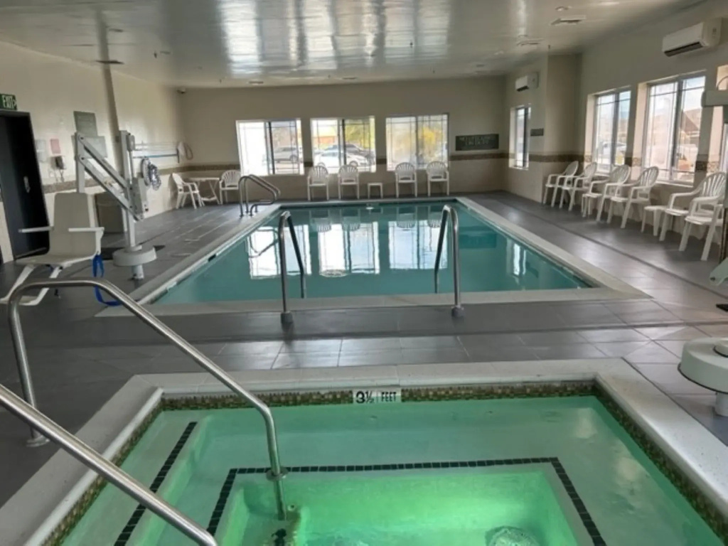 Holiday Inn Hotel & Suites Barstow by IHG