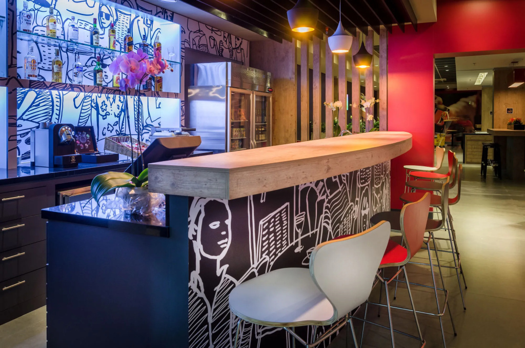 Ibis Porto Alegre Assis Brasil