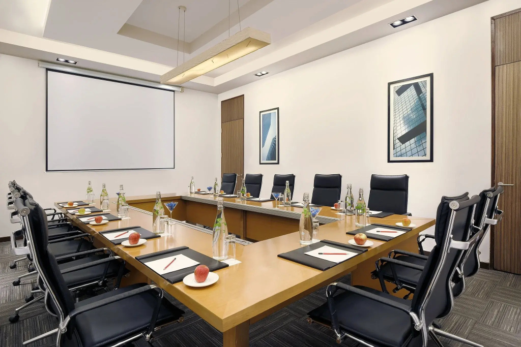 Four Points by Sheraton Hotel & Serviced Apartments, Pune