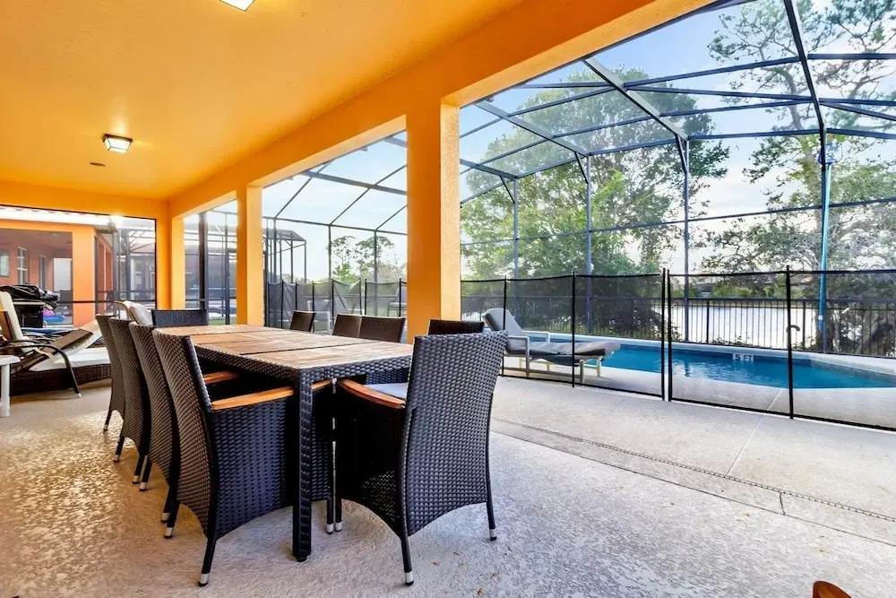 6 Br Pool Home with Spa and Game Room