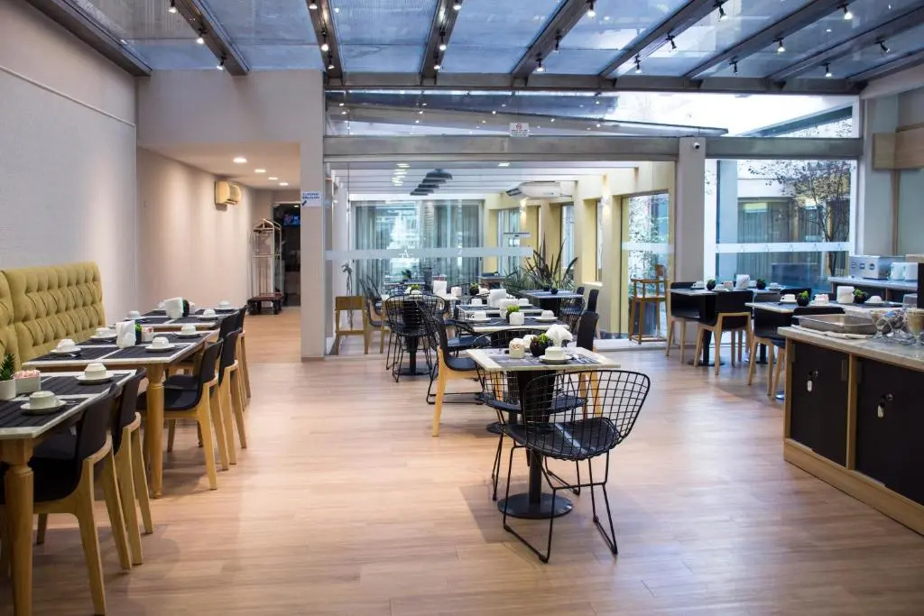 Armon Suites Hotel