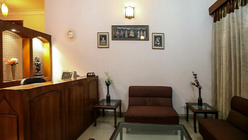 Divistha Guest House Gurgaon