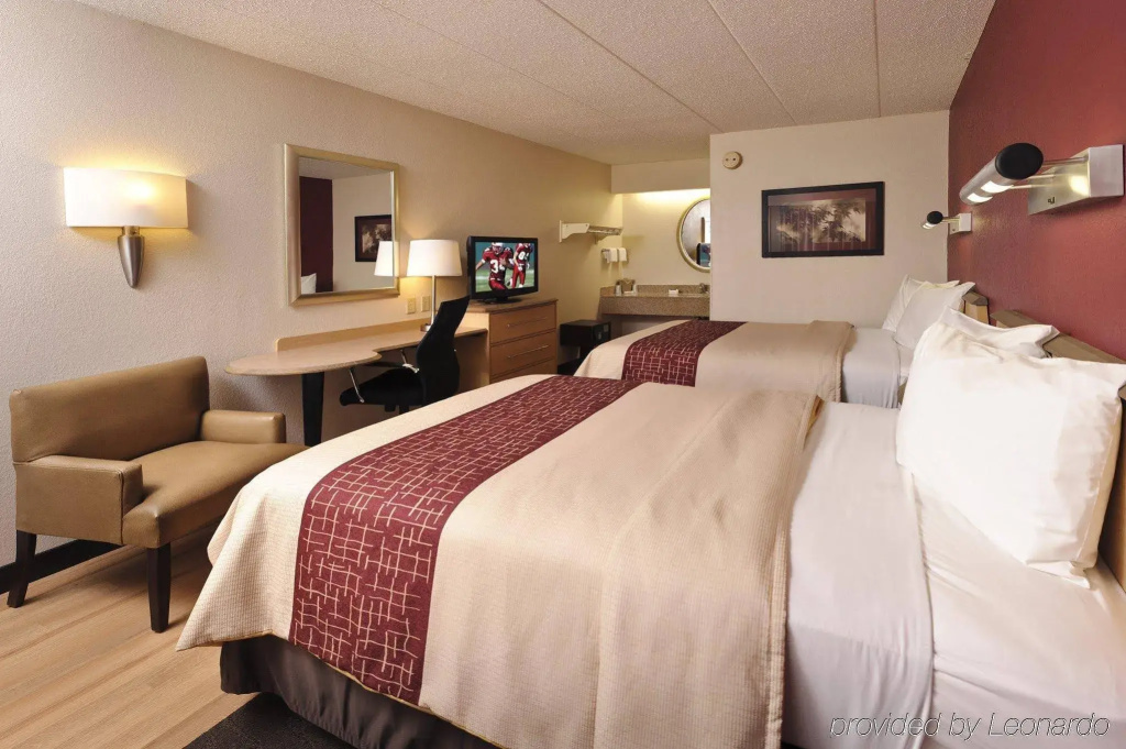 Red Roof Inn Erie – I-90