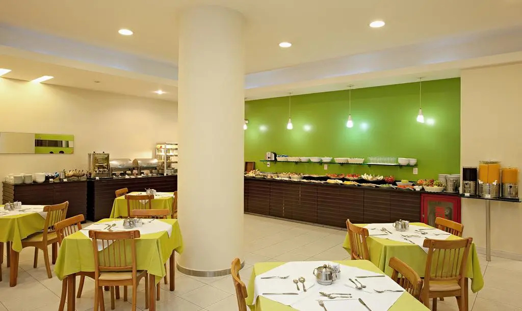 Regency Park Hotel