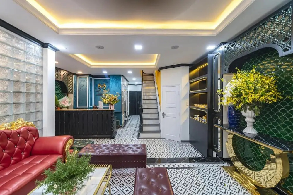 Dancentre Airport Stays - Vyvy Hotel