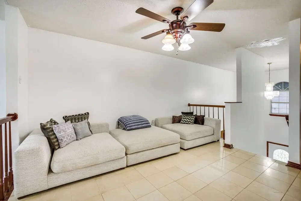 4 Mi to Bourbon St: Spacious Retreat w/ Wet Bar!