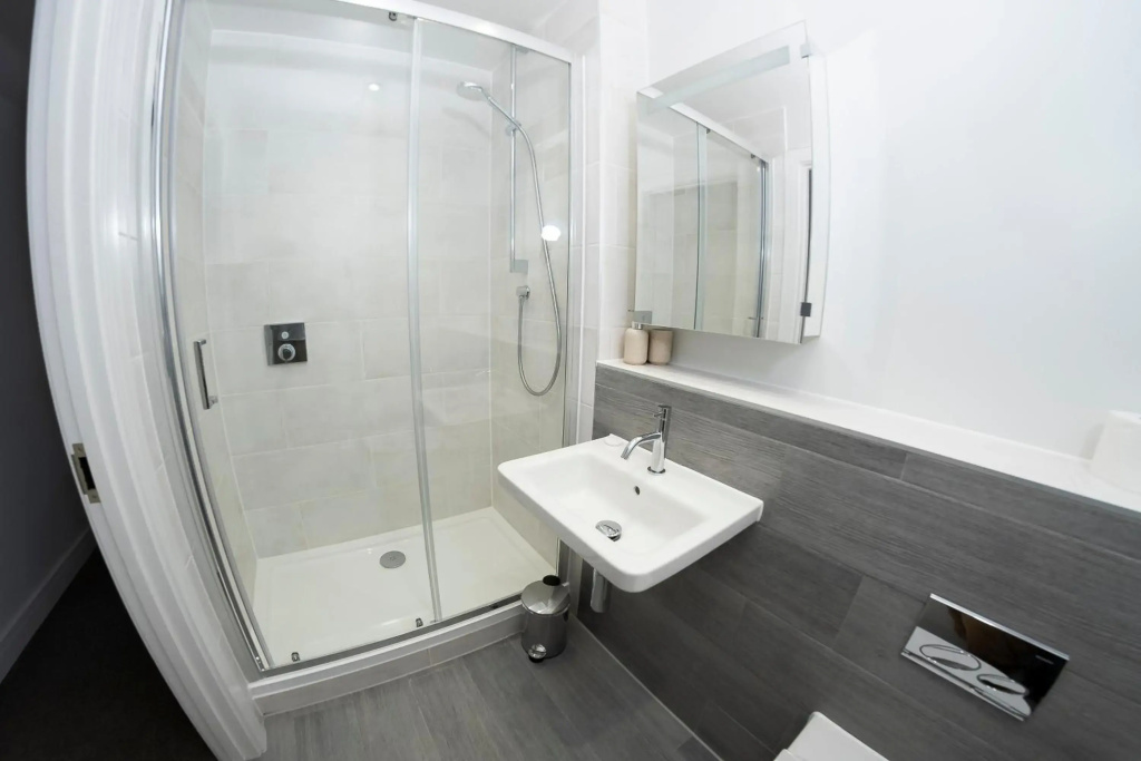 4 Middlecombe - Luxury Apartment at Byron Woolacombe, only 4 minute walk to Woolacombe Beach!