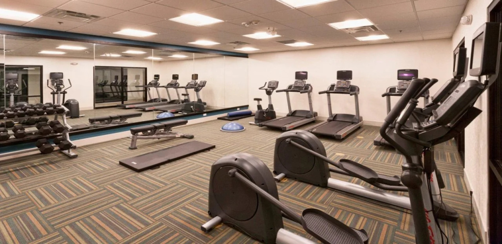 Holiday Inn Express & Suites - Dodge City by IHG
