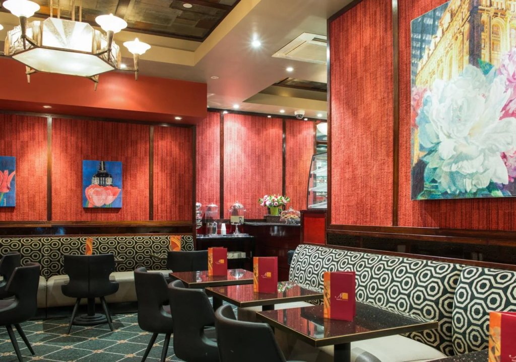 Washington Square Hotel
