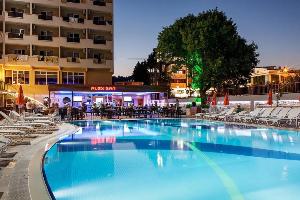 Prestige Garden Hotel