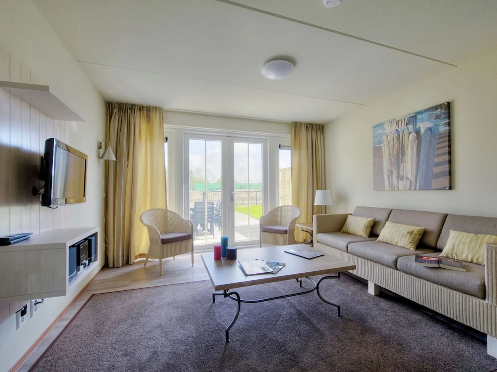 Comfortable Holidayhome With Dishwasher, 400m From the Beach