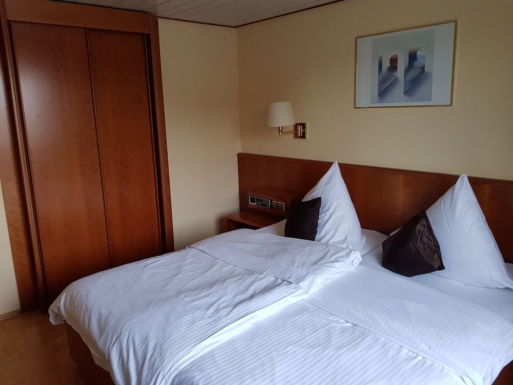 Zum Häuschen-Domblick-Messe-Hotel