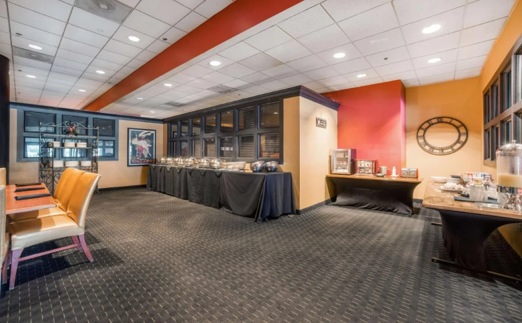 OYO Hotel St. Louis Downtown City Center MO