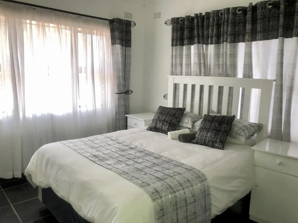 1 bed Apartment in Mount Pleasant Heights - 2014