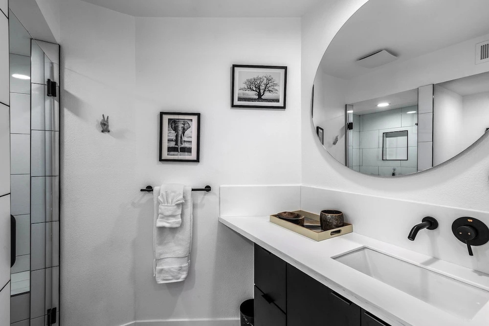 Cccc Gorgeous Remodel With Stellar Views