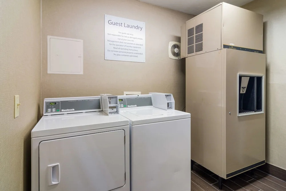 Comfort Inn - Canton