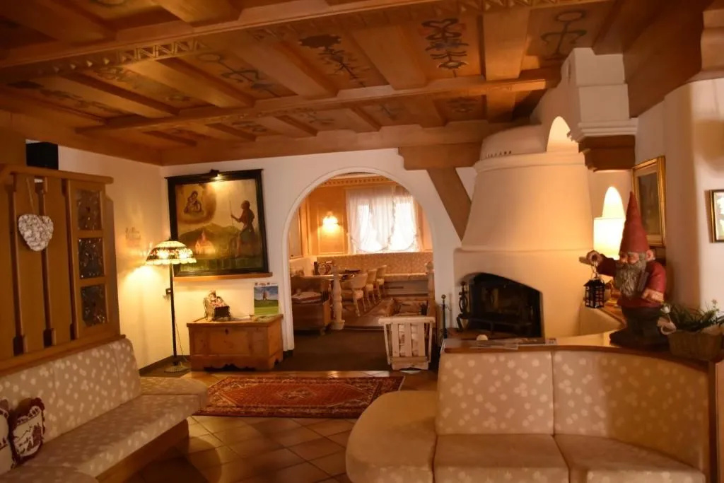Folgaria Post Hotel
