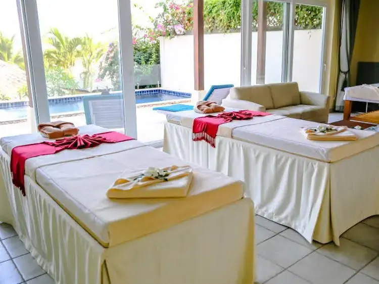 Kanda Pool Villas