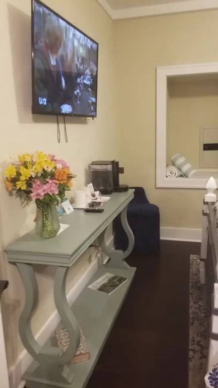 The Kenwood Gables Boutique B&B