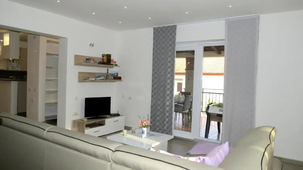 Ane Apartment