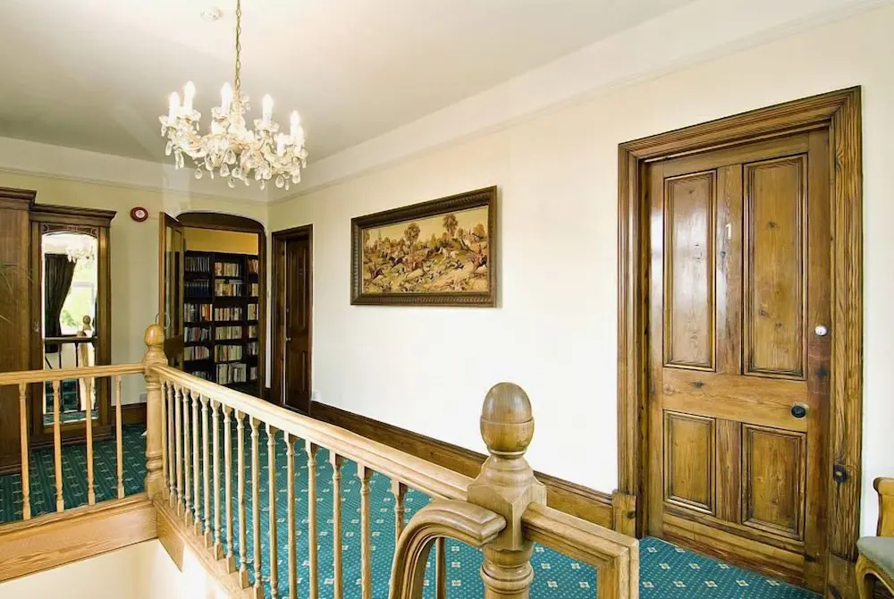 Ashleigh House