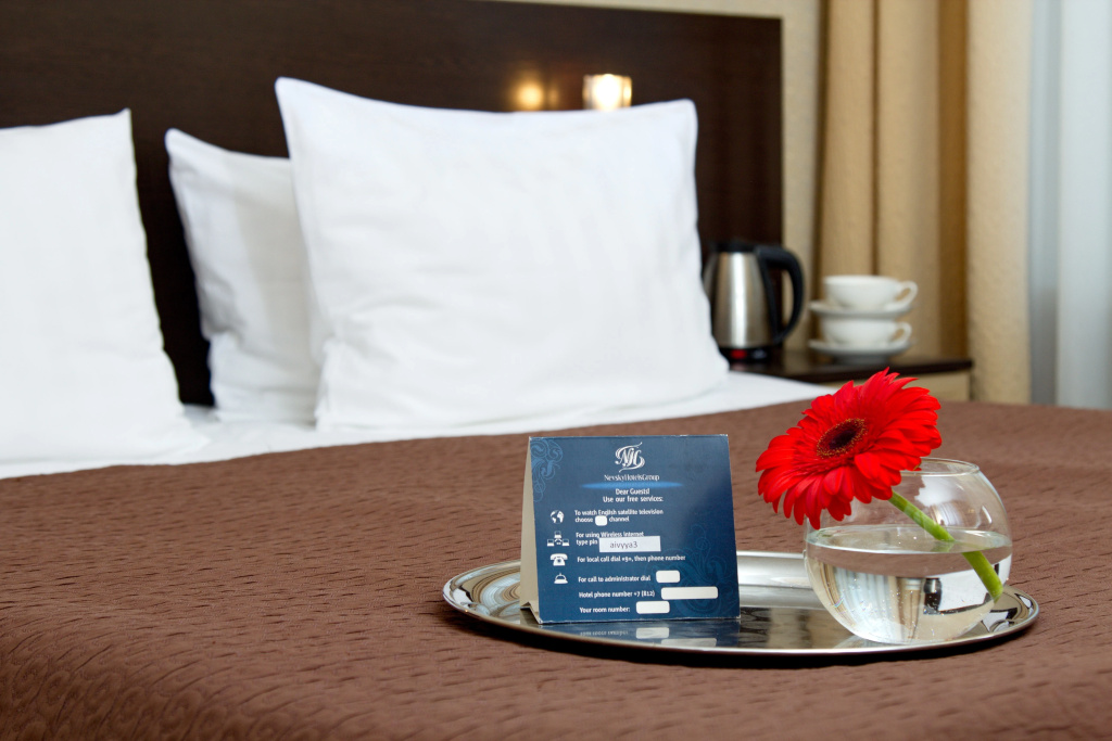 Nevskij Briz Otel'