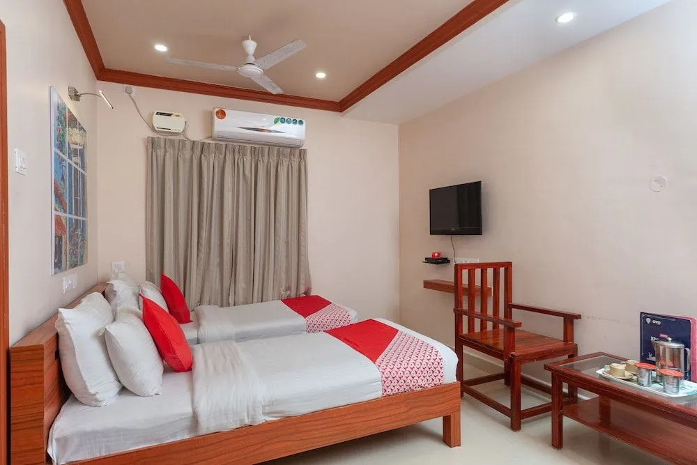 OYO 14872 Annamalai Residency