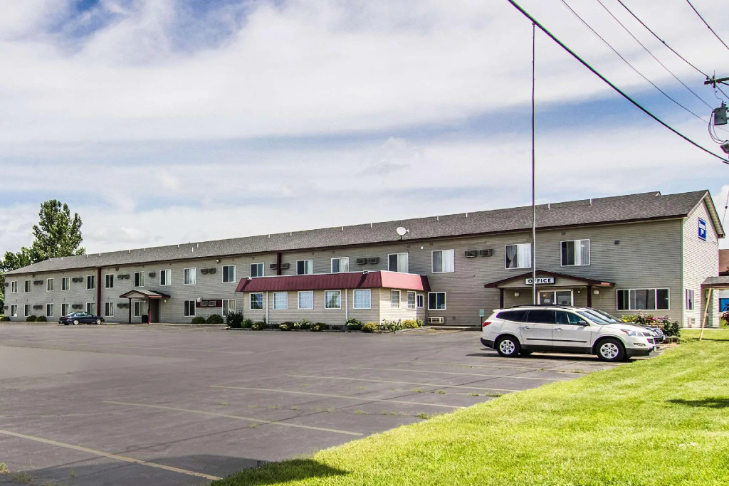 Americas Best Value Inn Fergus Falls