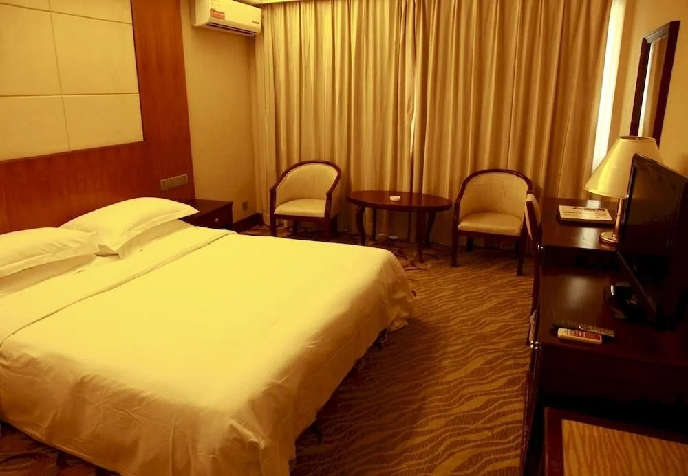 New Tai Garden Hotel