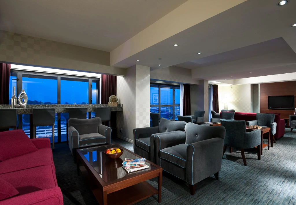 Delta Hotels by Marriott Burnaby Conference Centre