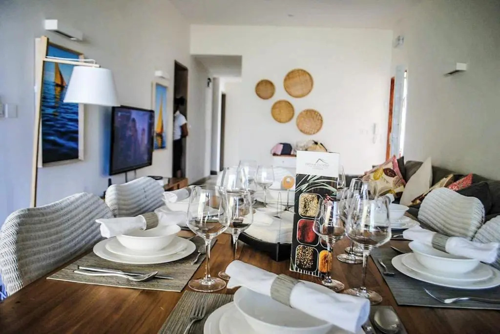 L'Escale 3 bedrooms Sea View and Beachfront Suite by Dream Escapes