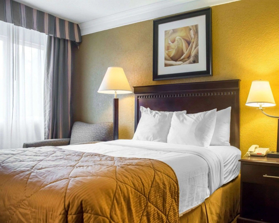 Quality Inn & Suites Syracuse Fairgrounds