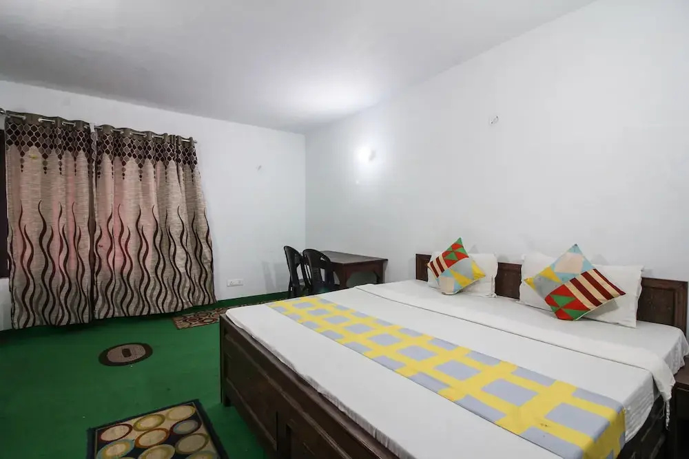 OYO 18758 Home Spacious Cottage Naini Lake