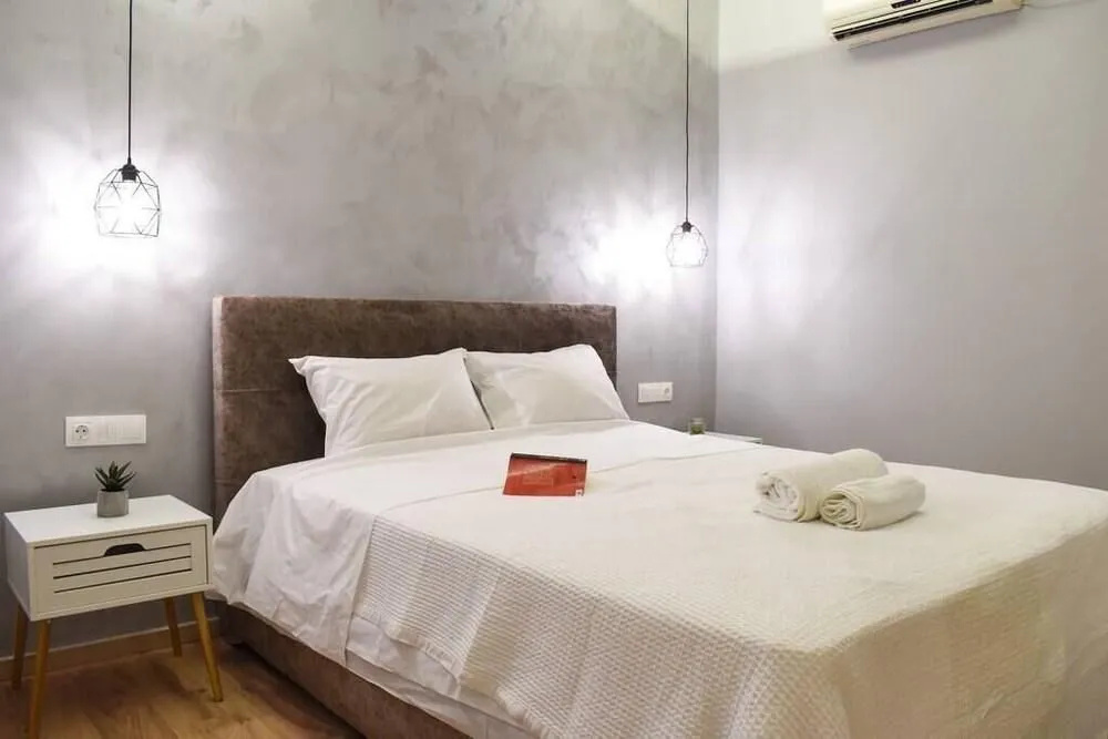 Luxurious flat near the beach and the city center