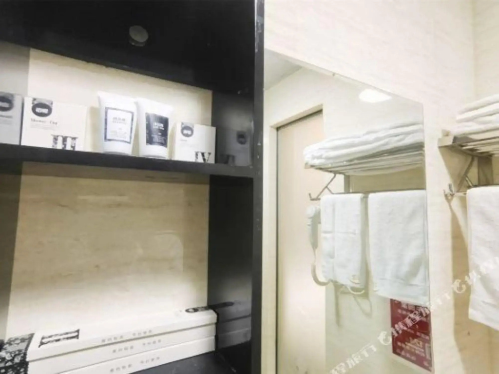 Wanzhou Hotel(杭州晚舟酒店（新镇路地铁站店）)