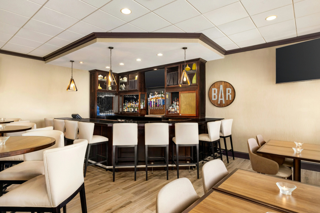 DoubleTree by Hilton New Orleans Airport