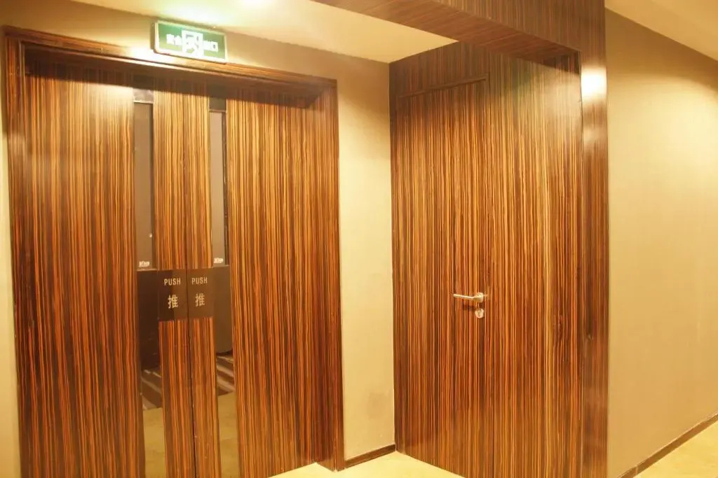 Checkinn International Apartment (GuangZhou PaZhou Poly World Trade Branch)