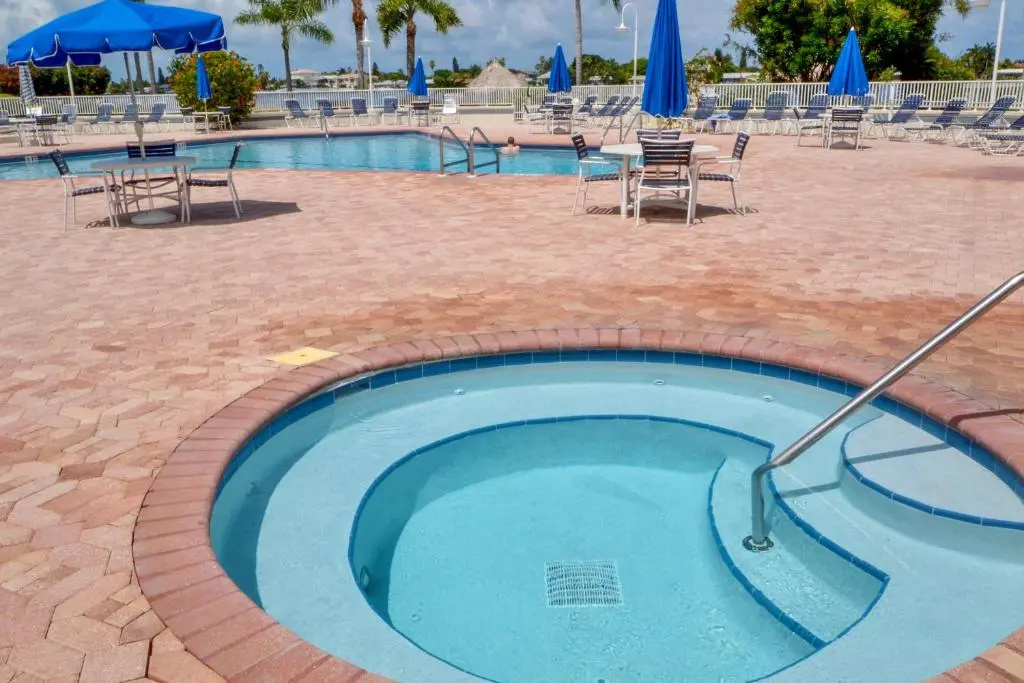 Bahia Vista 11-337, 2 Bedrooms, Views, Heated Pool, Sleeps 6