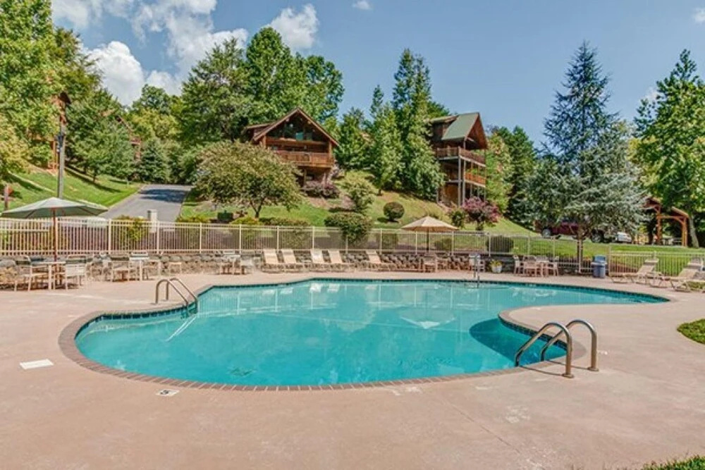 Papa Bears Hideaway - FKA Cold Creek Camp By Heritage Cabin Rentals