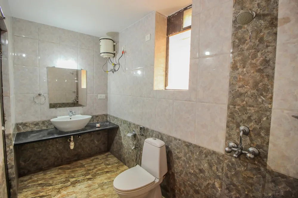 OYO 10402 Home 4 BHK Villa near Mandovi River