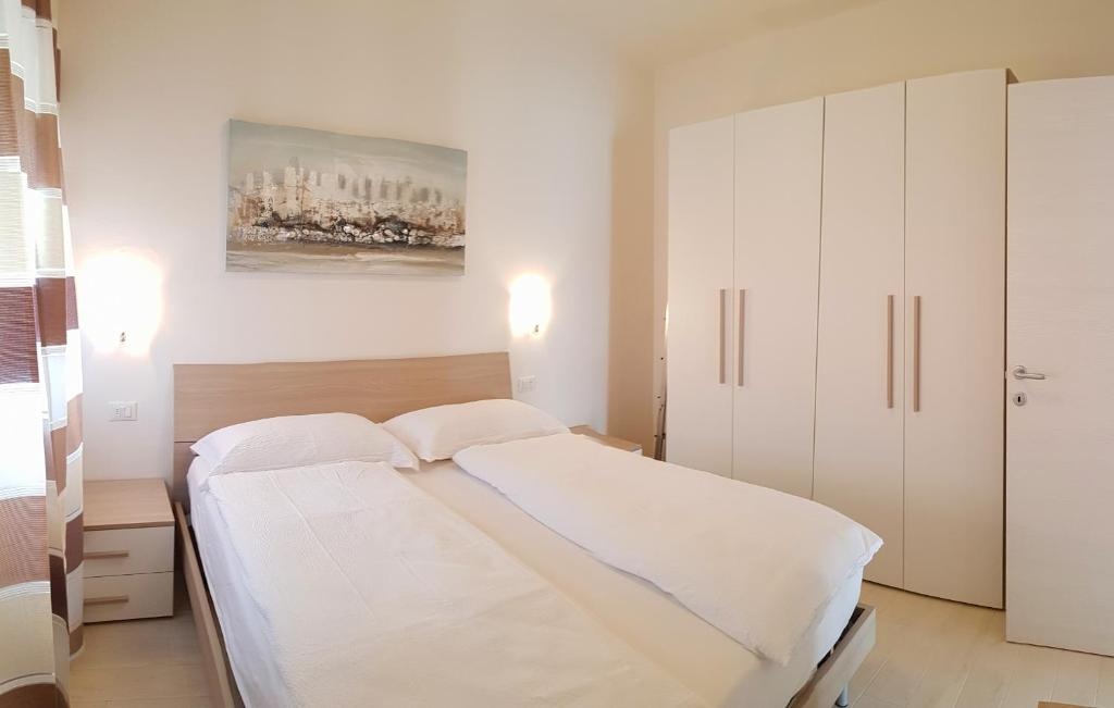 Casa Palanca Lake view apartment by Gardadomusmea