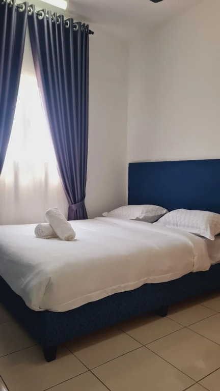 Santai at KotaWarisan KLIA Netflix