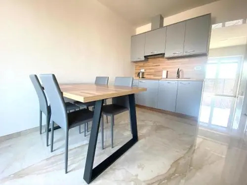 Rooms and Apartments Lisjak