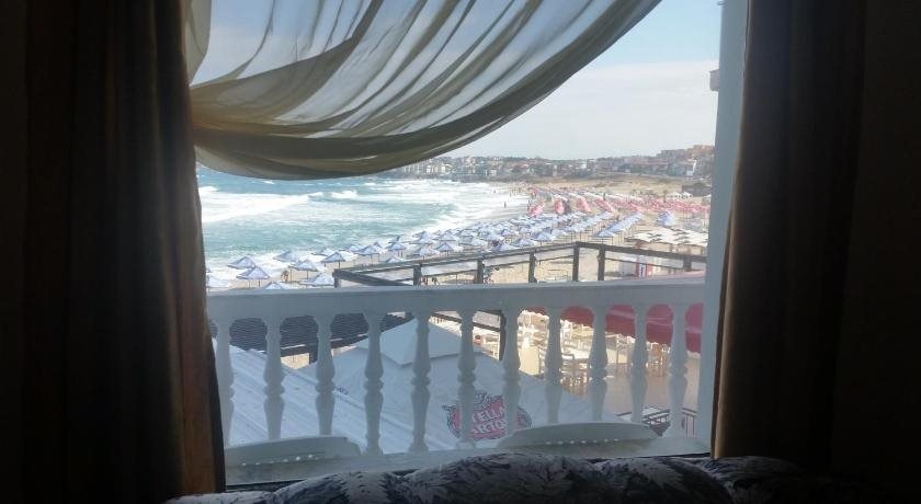 Lotos Hotel