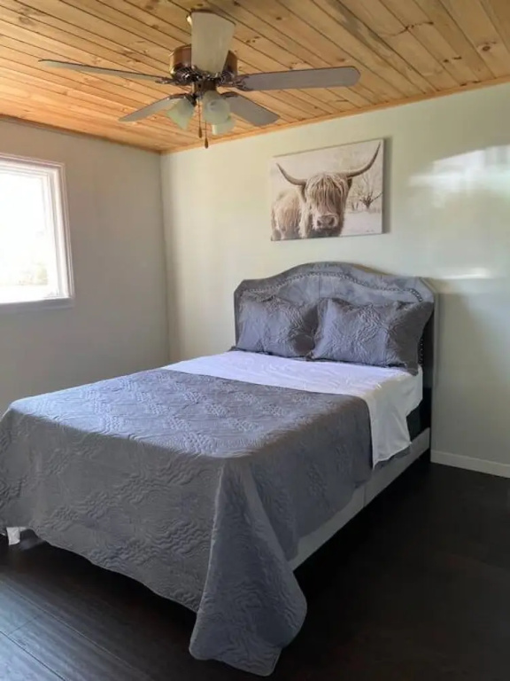 Family friendly cottage ☆walking distance to beach
