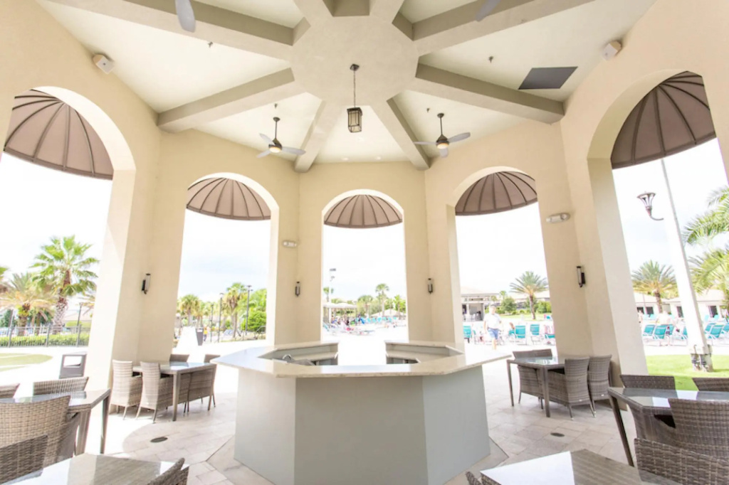 Pixar Paradise Pool & Spa Sleeps 20 Near Disney