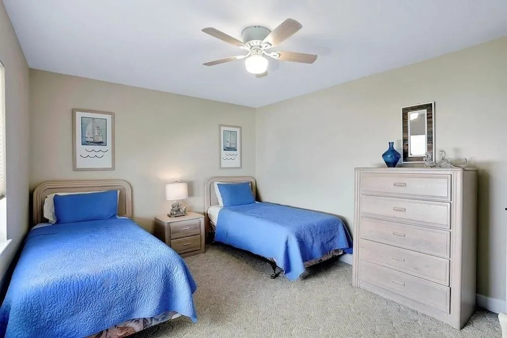 Lamplighter Home #32404