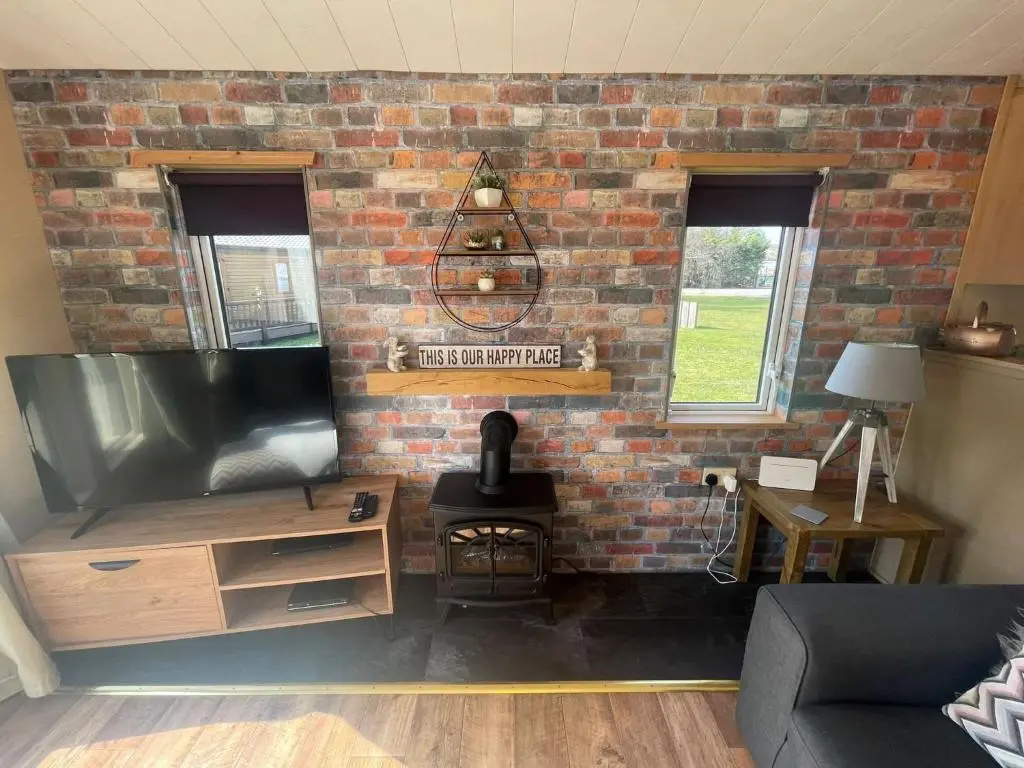 Luxury Lakeside Lodge L1 with hot tub situated at Tattershall Lakes Country Park