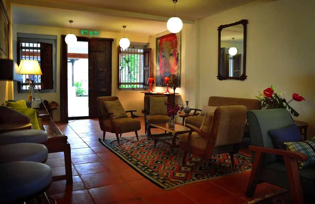 23 Love Lane Hotel